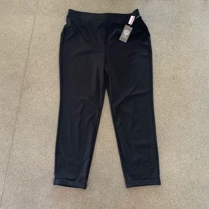 Women’s cropped dress pants